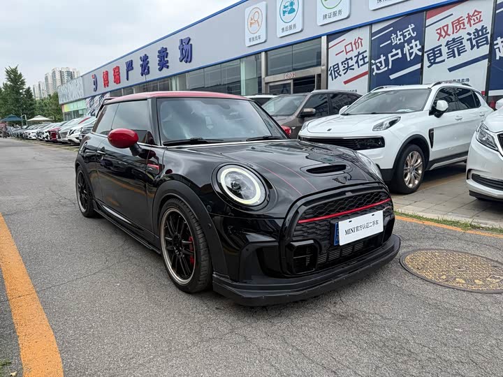 MINI 