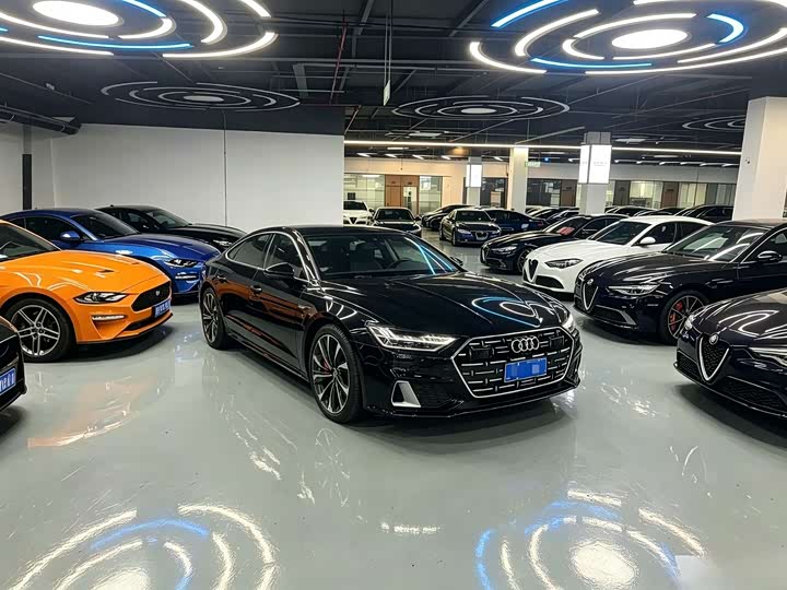 Audi A7L 45 TFSI S-line Future Dream