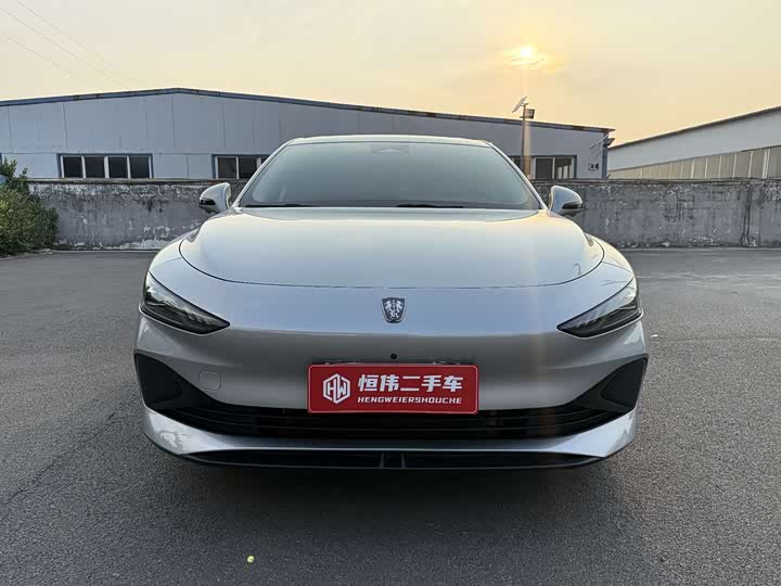 Roewe D7 DMH 125 km Flagship