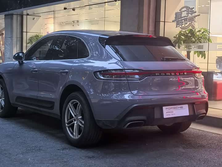 Porsche Macan