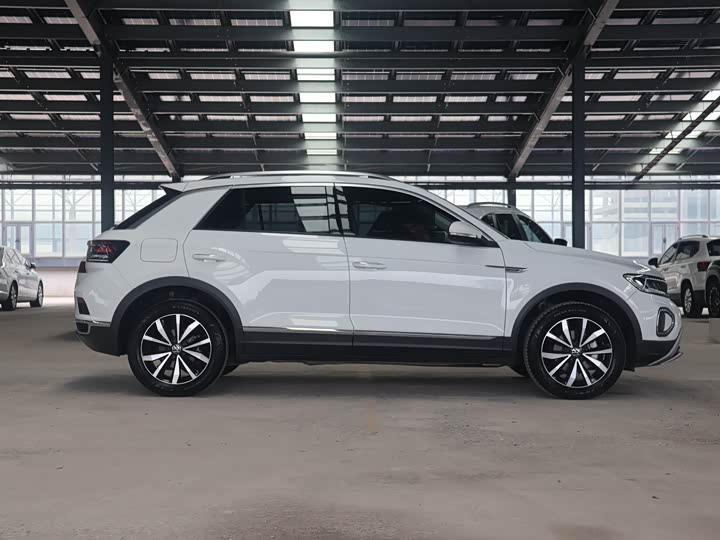 Volkswagen VW T-ROC (T-ROC)