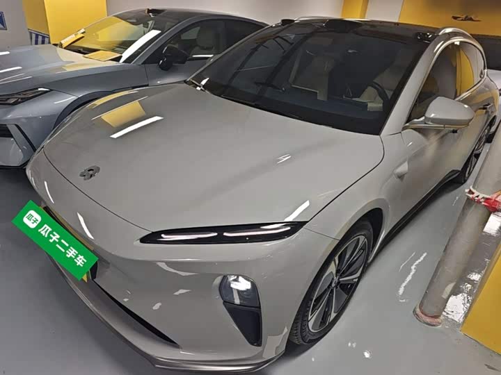 Nio ET5T