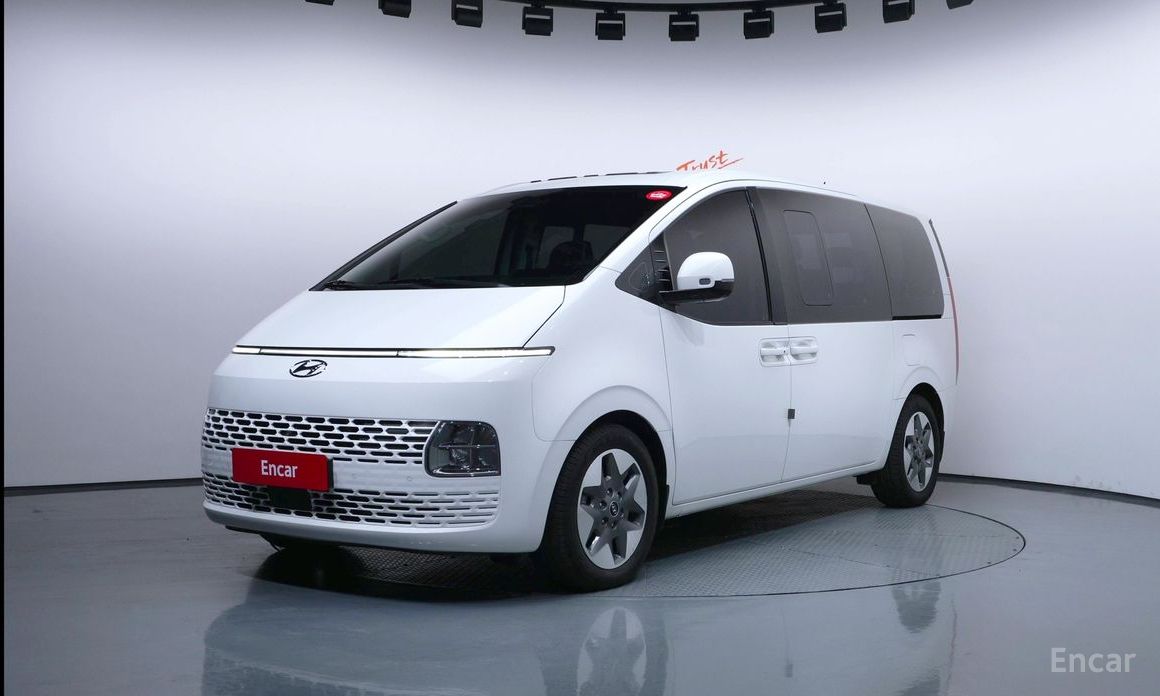 Hyundai Staria 2024