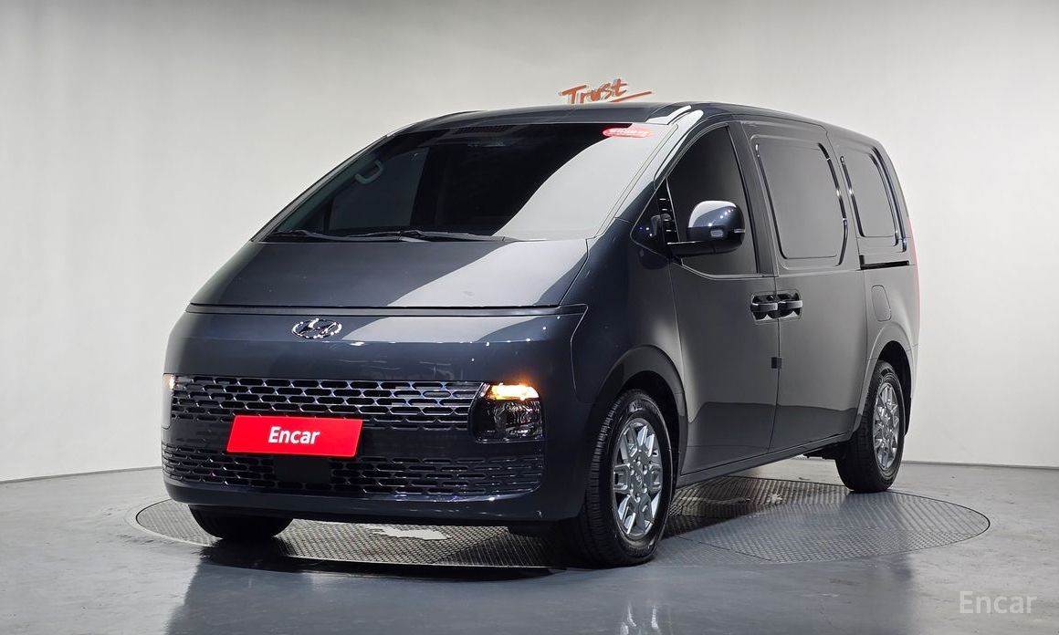 Hyundai Staria 2023