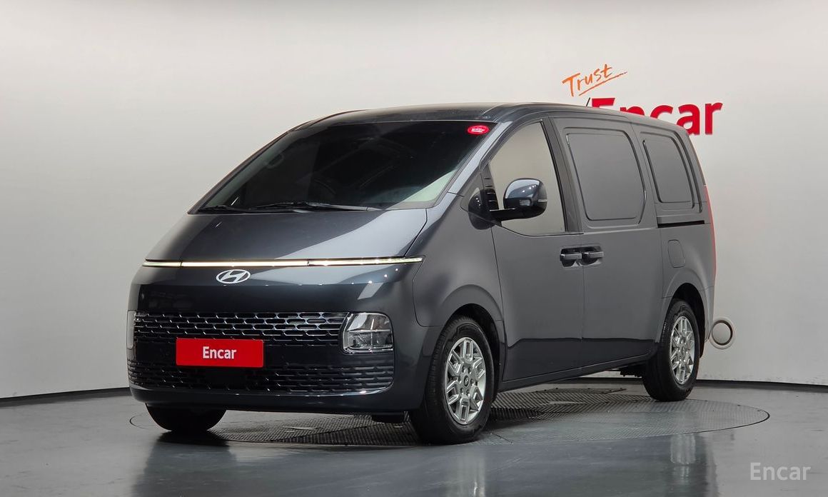 Hyundai Staria 2025