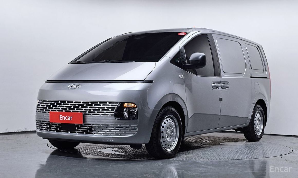 Hyundai Staria 2024