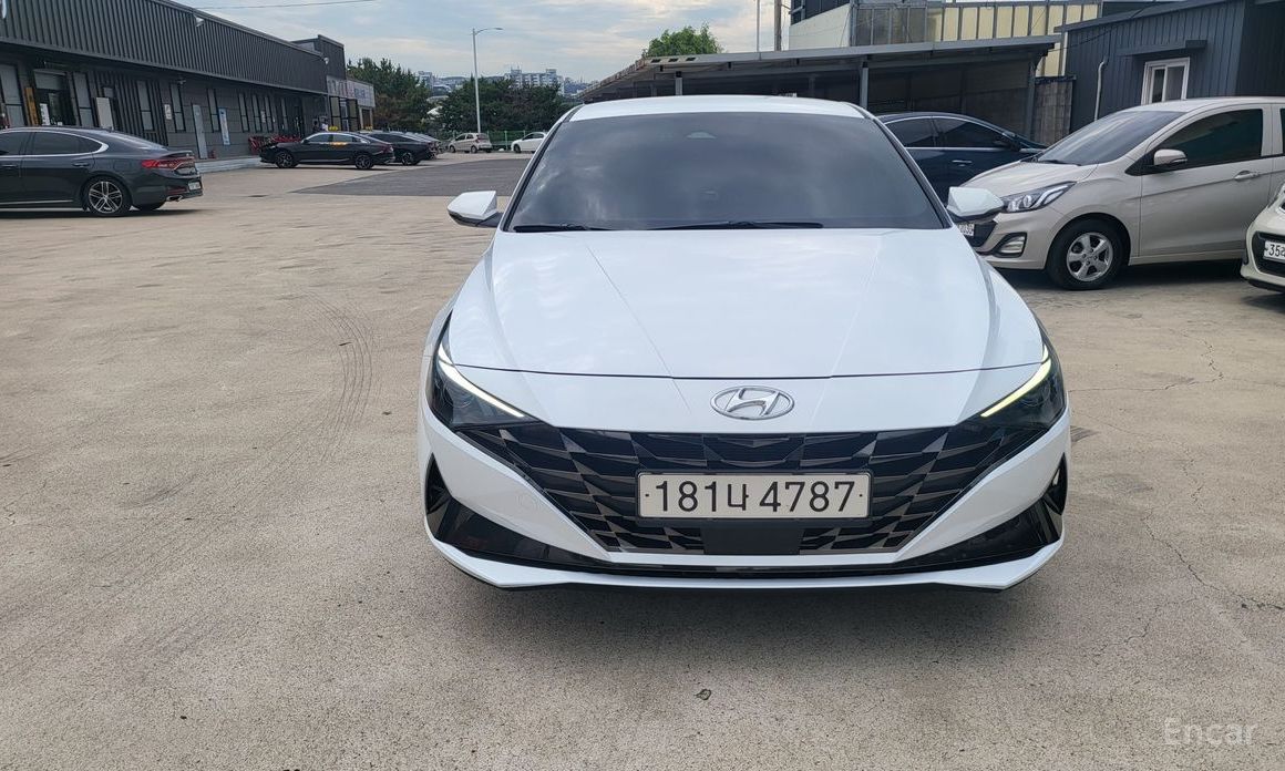 Hyundai AVANTE 2021