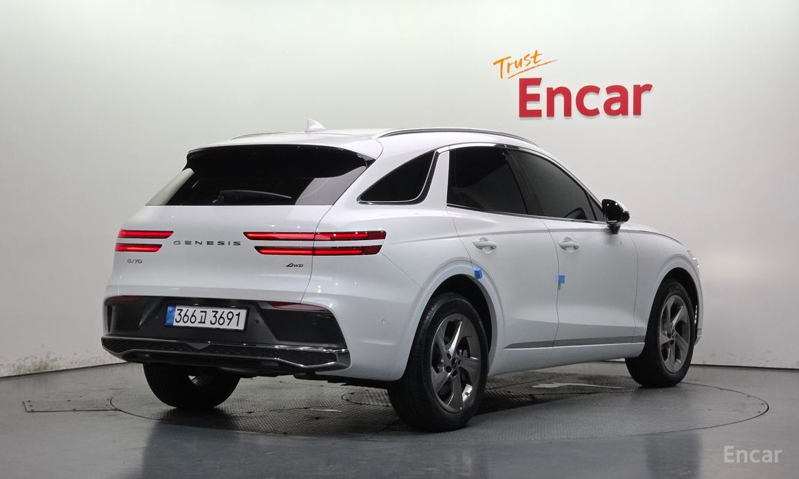 Genesis GV70 2025