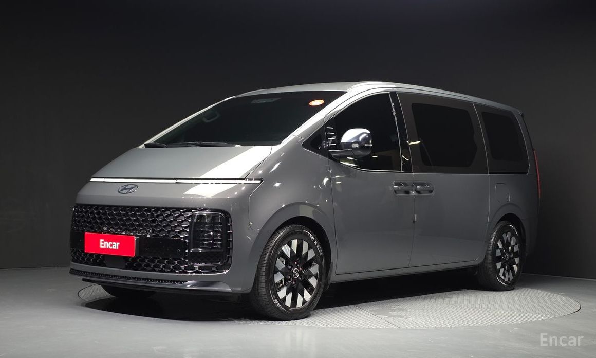 Hyundai Staria 2025