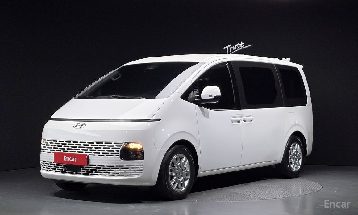 Hyundai Staria 2023