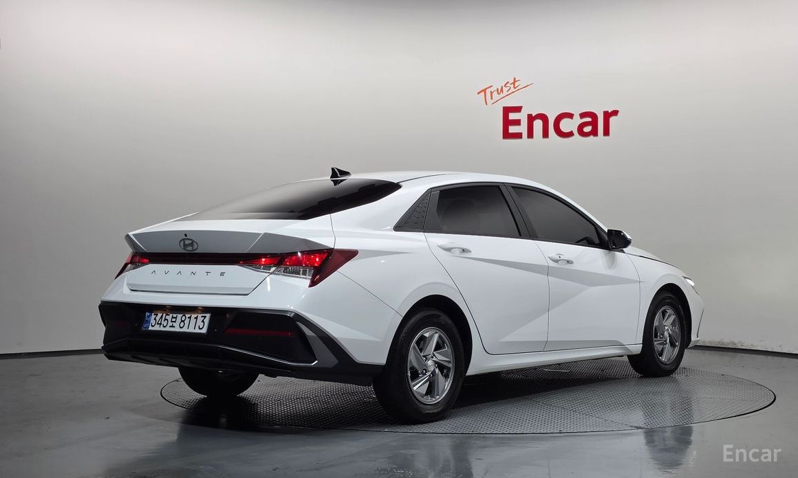 Hyundai AVANTE 2024