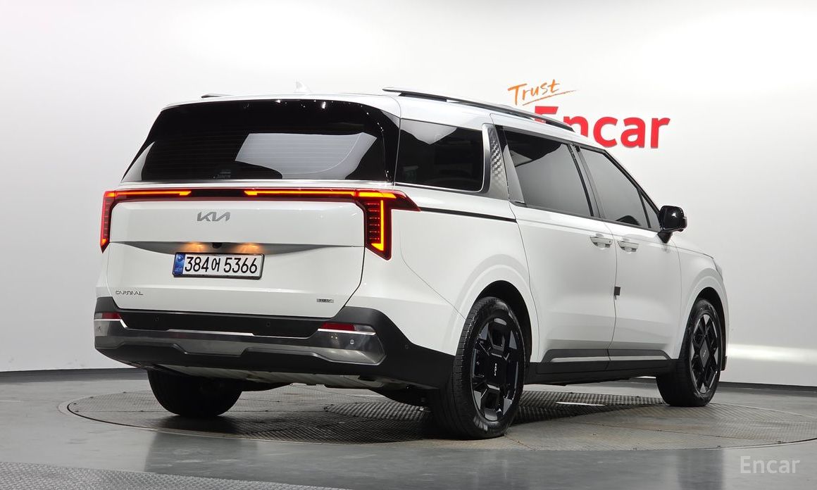 Kia Canival 2024
