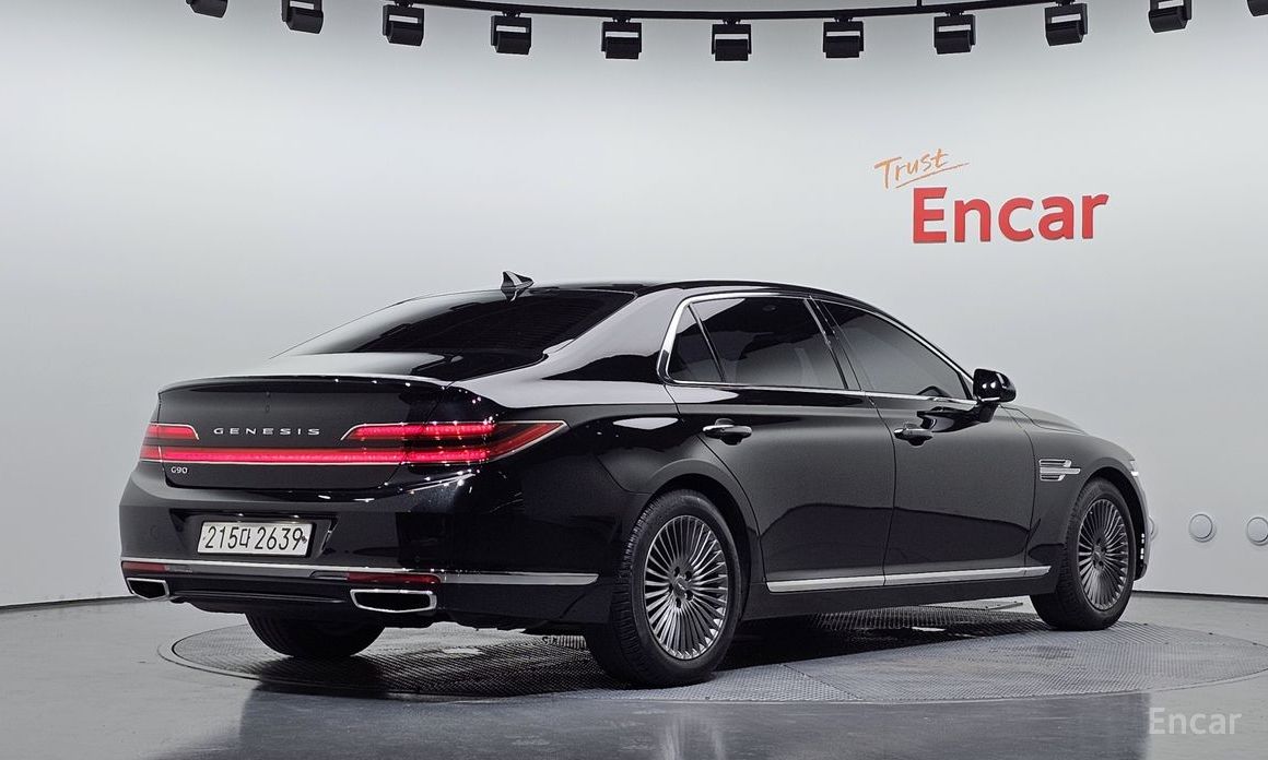 Genesis G90 2021