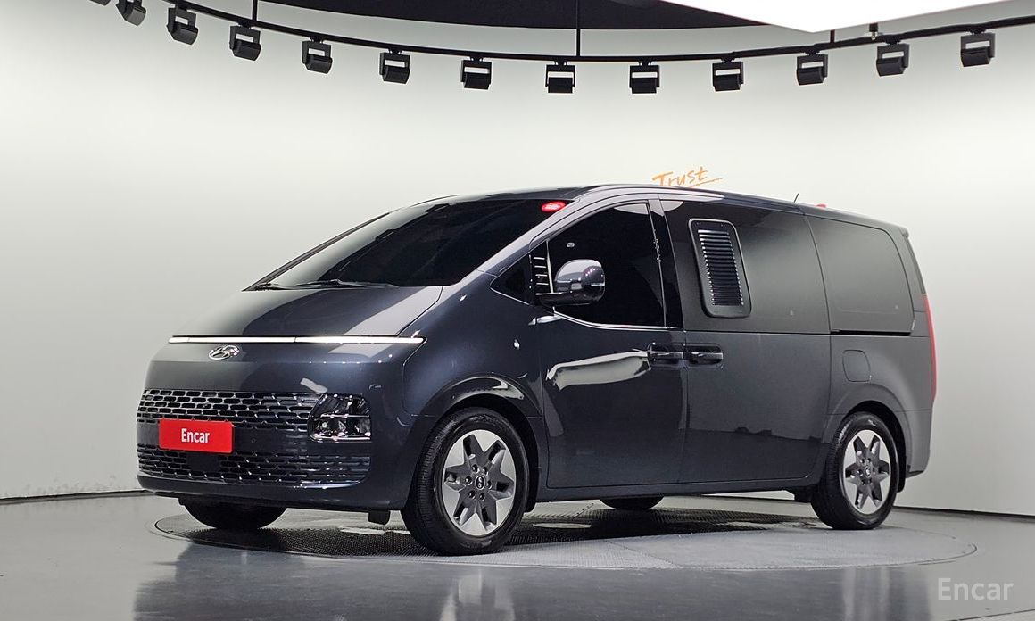 Hyundai Staria 2023