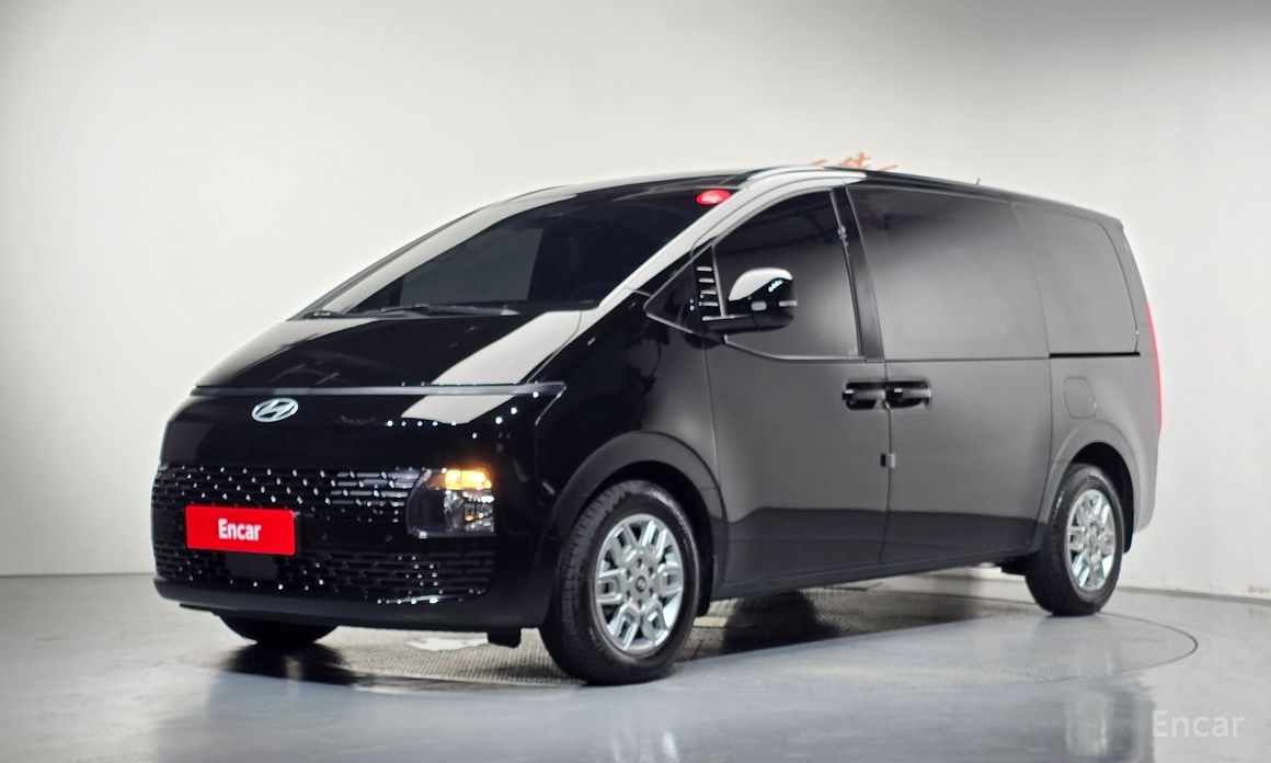 Hyundai Staria 2025