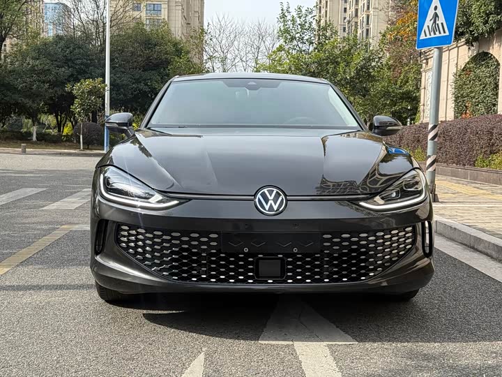 Volkswagen Lamando L
