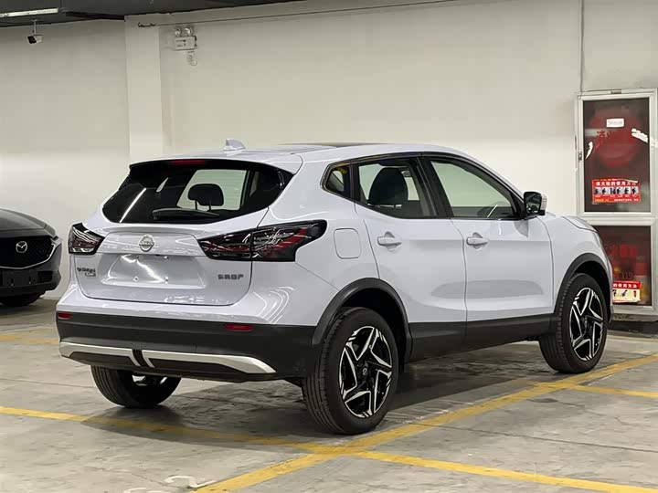 Nissan Qashqai Honor