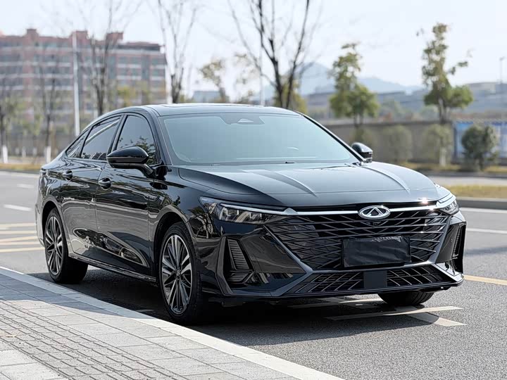 Chery Arrizo 8