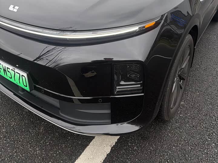 Li Auto L6