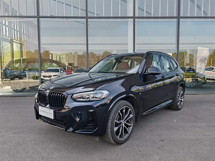 BMW X3 xDrive30i Leading M Night Package Facelift
