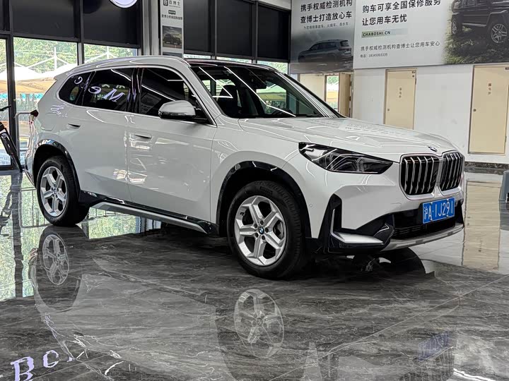 BMW X1 s Drive20Li X Design Package
