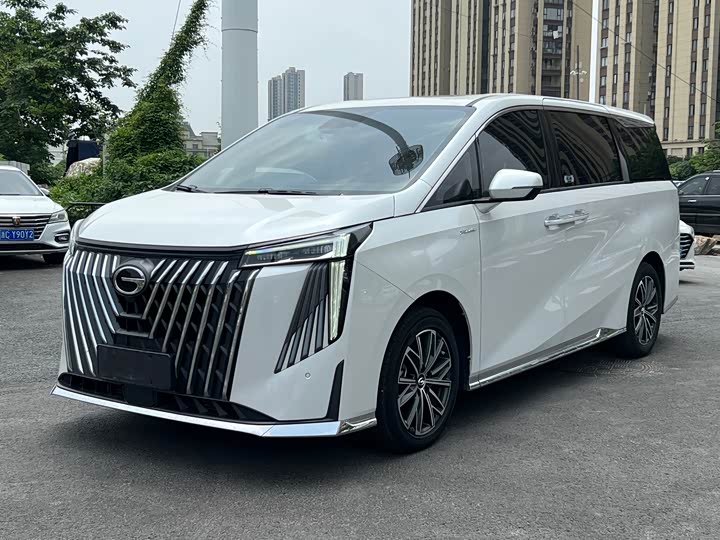 Trumpchi M8