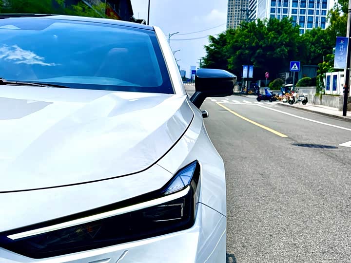Changan UNI-V