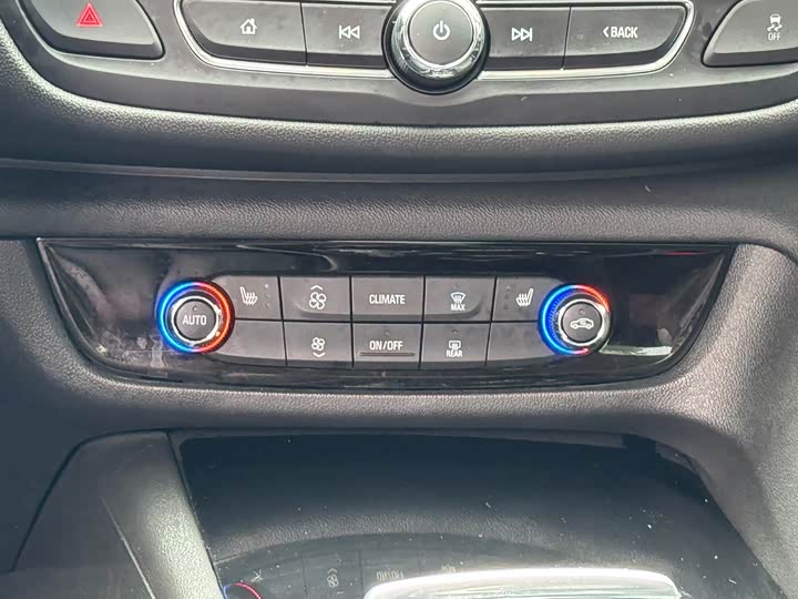 Buick Regal 25T Chaoxiang