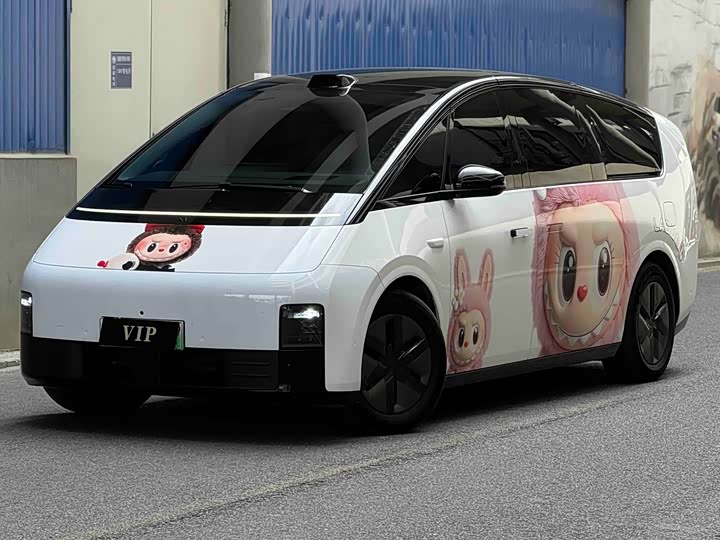 Li Auto (Lixiang) MEGA Ultra
