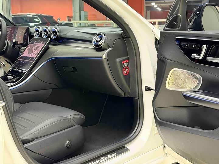 Mercedes-Benz C-Class C 260 L Sport
