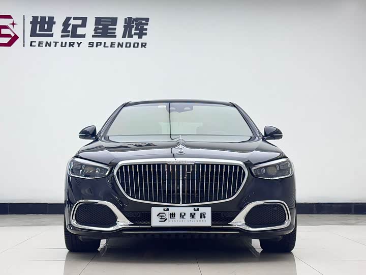 Mercedes-Maybach 