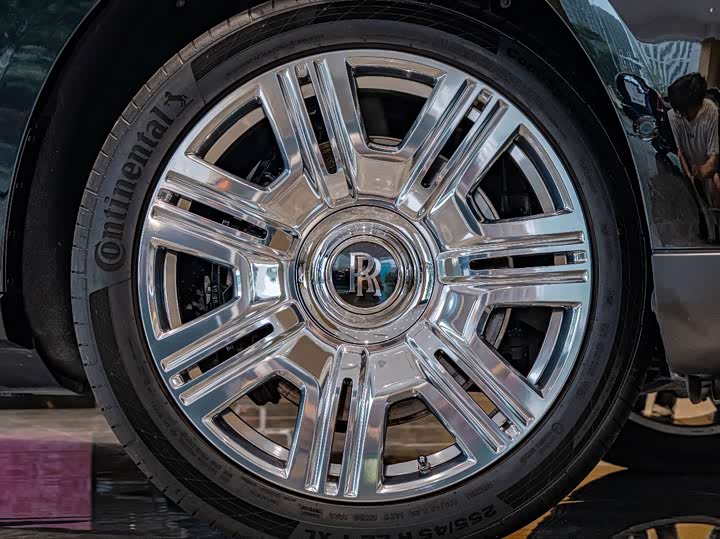 Rolls-Royce Cullinan 4-Seater