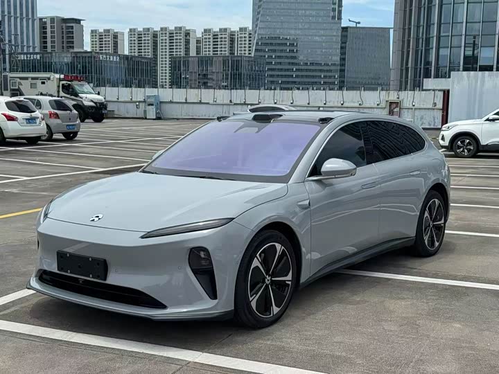 Nio ET5T