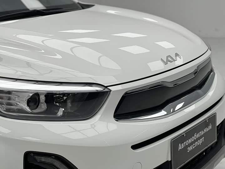 Kia KX1