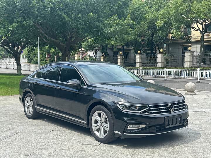 Volkswagen Magotan 2 Million Units Zhongxiang