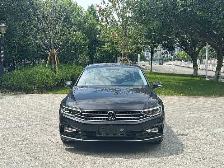 Volkswagen Magotan 2 Million Units Zhongxiang