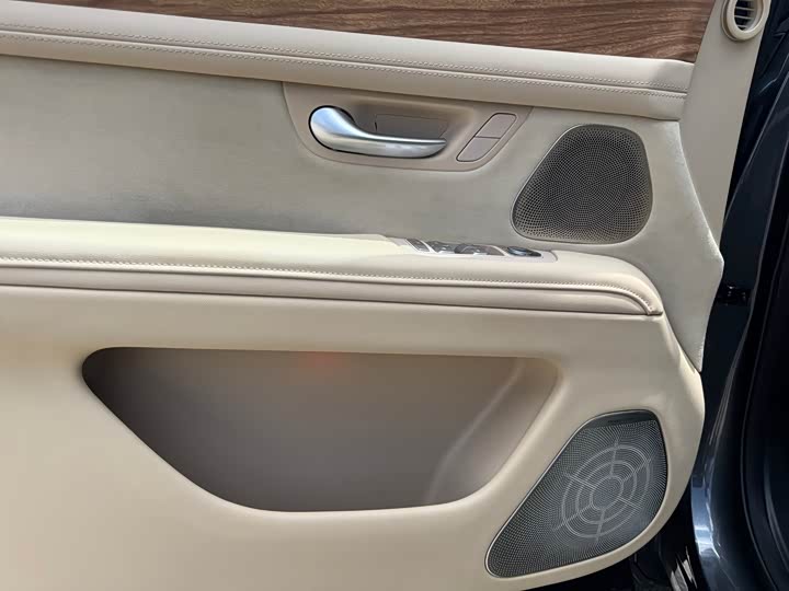 Aito M7