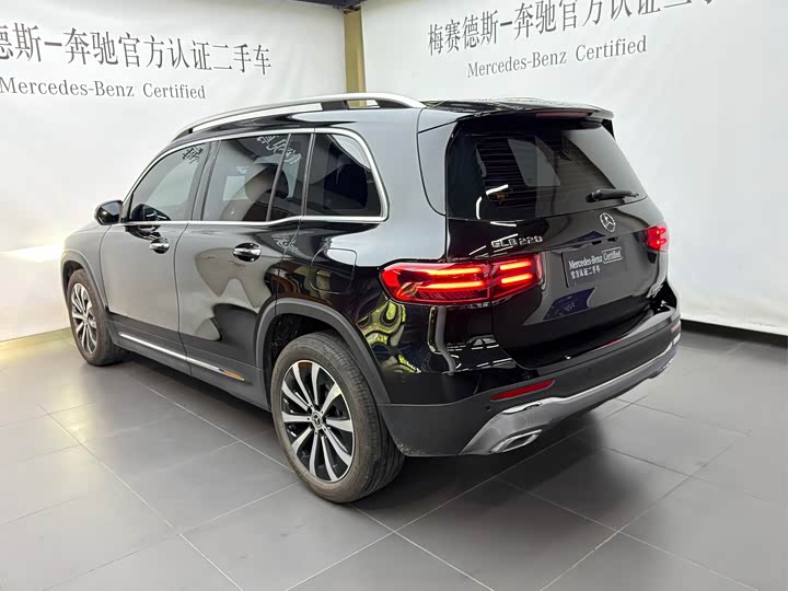 Mercedes-Benz GLB 220 Style