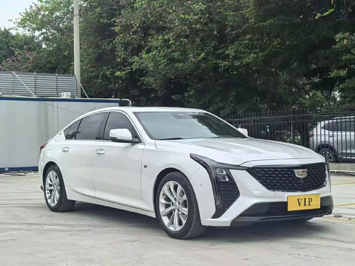 Cadillac CT5 28T Platinum
