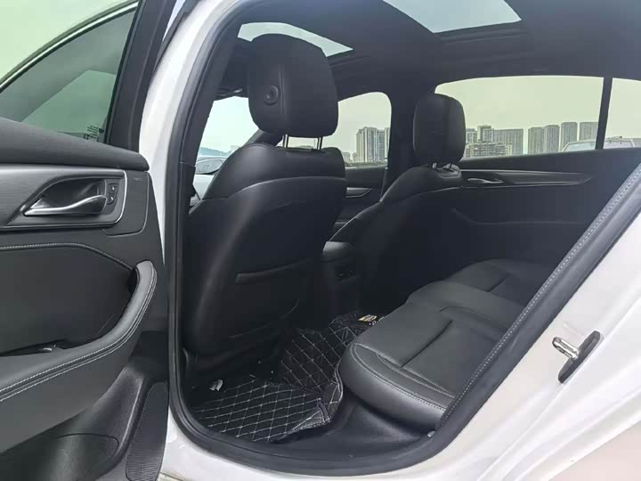 Cadillac CT5 28T Platinum