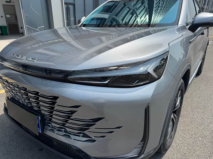 BAIC Beijing X7