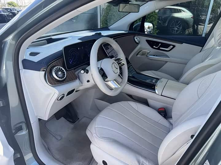 Mercedes-Benz EQE SUV 500 4MATIC Luxury
