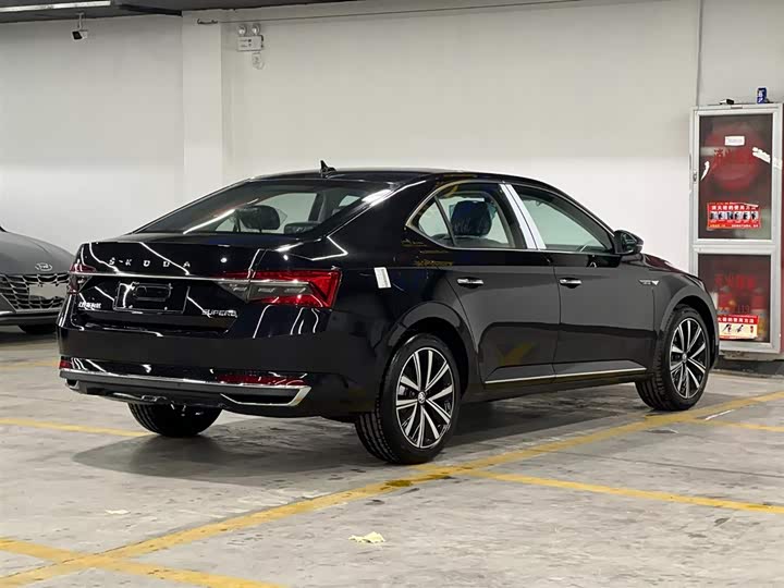 Volkswagen Skoda Superb TSI280 DSG Premium