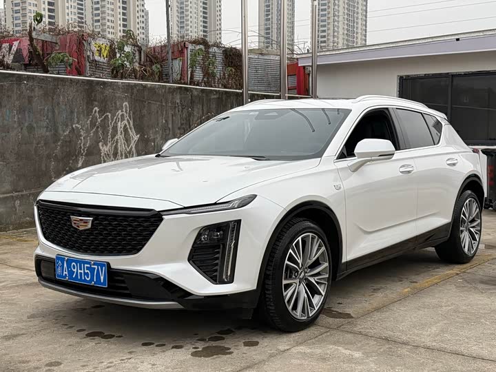 Cadillac GT4 25T Luxury