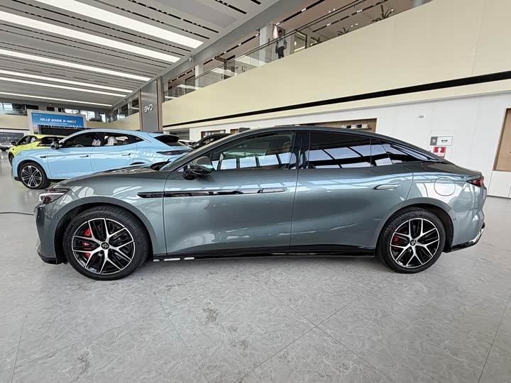BYD Han L DM-p