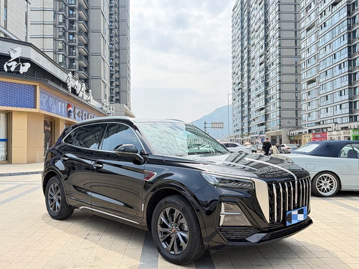 Hongqi HS5