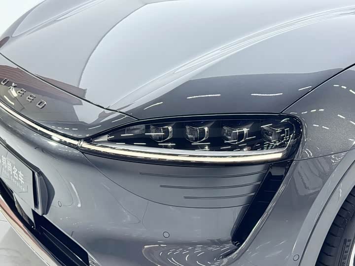 Luxeed Luxeed R7