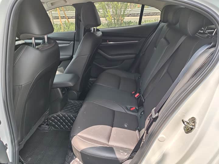 Mazda 3 Axela