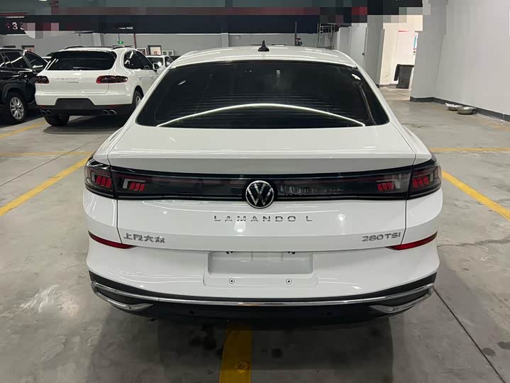 Volkswagen Lamando L