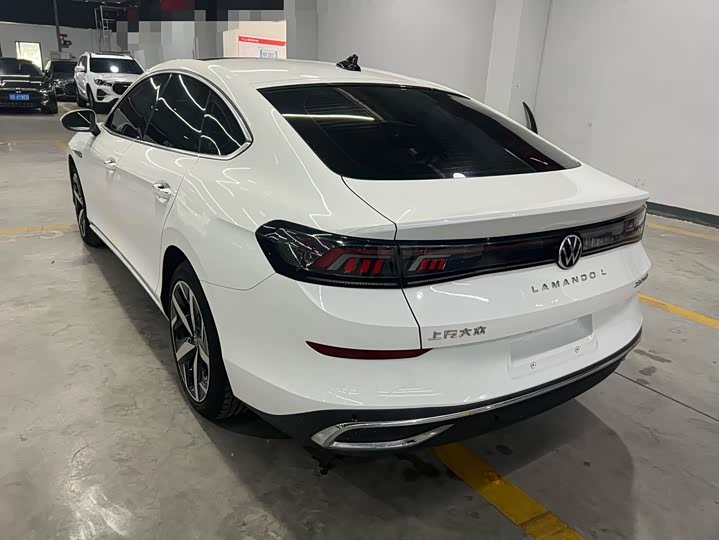 Volkswagen Lamando L